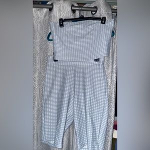 Matching crop top set!